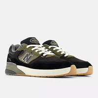 NEW BALANCE Numeric Andrew Reynolds 933 Black Olive Shoe